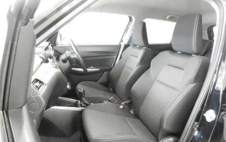 Suzuki Swift V, 2017 год, 765 000 рублей, 20 фотография