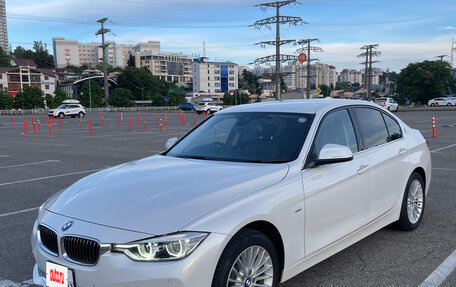 BMW 3 серия, 2018 год, 2 350 000 рублей, 1 фотография