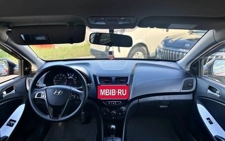 Hyundai Solaris II рестайлинг, 2013 год, 860 000 рублей, 8 фотография