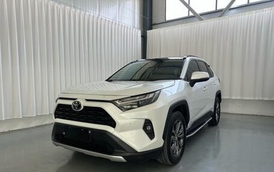 Toyota RAV4, 2024 год, 3 390 000 рублей, 1 фотография