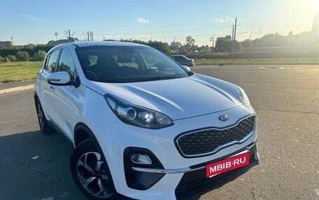 KIA Sportage IV рестайлинг, 2019 год, 2 100 000 рублей, 1 фотография
