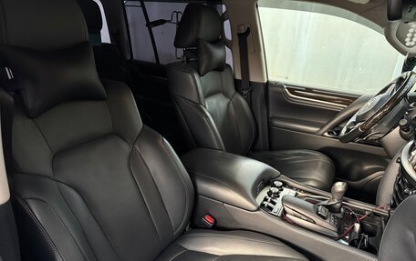 Lexus LX III, 2018 год, 7 400 000 рублей, 6 фотография