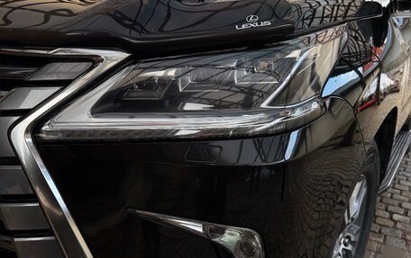 Lexus LX III, 2018 год, 7 400 000 рублей, 4 фотография