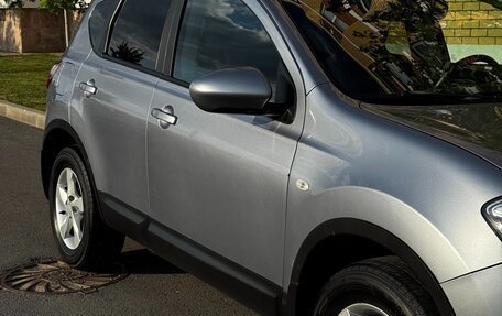 Nissan Qashqai, 2010 год, 920 000 рублей, 2 фотография