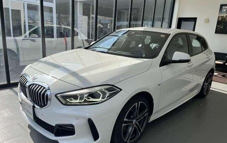 BMW 1 серия, 2023 год, 1 825 787 рублей, 4 фотография