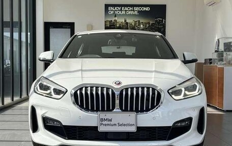 BMW 1 серия, 2023 год, 1 825 787 рублей, 2 фотография