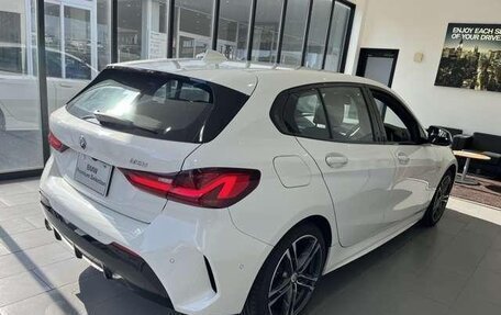 BMW 1 серия, 2023 год, 1 825 787 рублей, 6 фотография