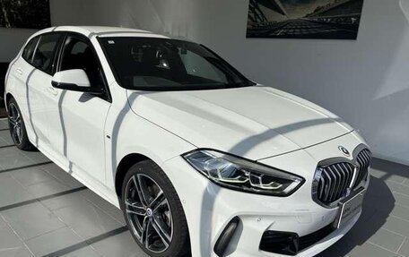 BMW 1 серия, 2023 год, 1 825 787 рублей, 3 фотография