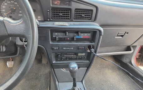 Toyota Carina, 1990 год, 150 000 рублей, 13 фотография