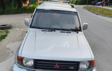 Mitsubishi Pajero III рестайлинг, 1993 год, 545 000 рублей, 3 фотография
