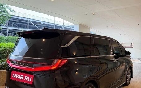 Lexus LM, 2025 год, 13 300 000 рублей, 6 фотография