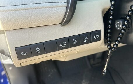 Toyota Camry, 2021 год, 3 400 000 рублей, 8 фотография