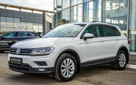Volkswagen Tiguan II, 2017 год, 2 195 000 рублей, 3 фотография