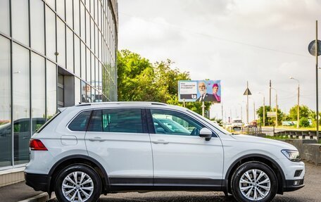 Volkswagen Tiguan II, 2017 год, 2 195 000 рублей, 8 фотография