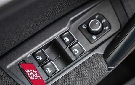 Volkswagen Tiguan II, 2017 год, 2 195 000 рублей, 16 фотография