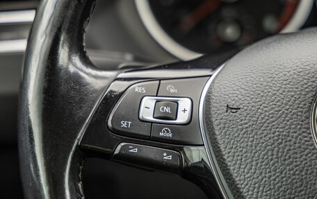 Volkswagen Tiguan II, 2017 год, 2 195 000 рублей, 19 фотография