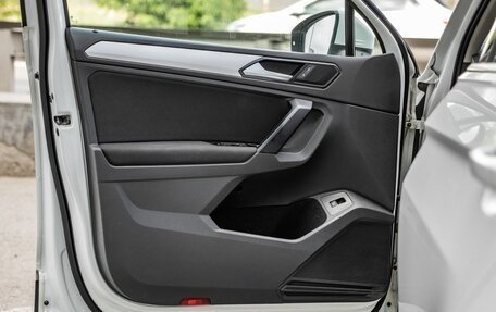 Volkswagen Tiguan II, 2017 год, 2 195 000 рублей, 29 фотография