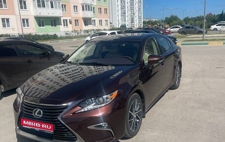 Lexus ES VII, 2015 год, 2 200 000 рублей, 1 фотография