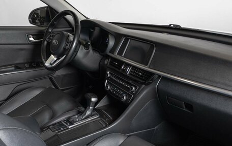 KIA K5 II, 2018 год, 1 682 000 рублей, 7 фотография