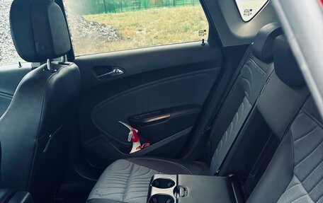 Opel Astra J, 2013 год, 800 000 рублей, 8 фотография
