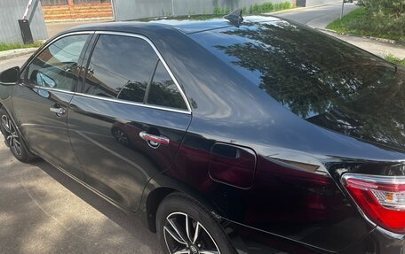 Toyota Camry, 2018 год, 2 190 000 рублей, 4 фотография