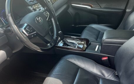 Toyota Camry, 2018 год, 2 190 000 рублей, 8 фотография