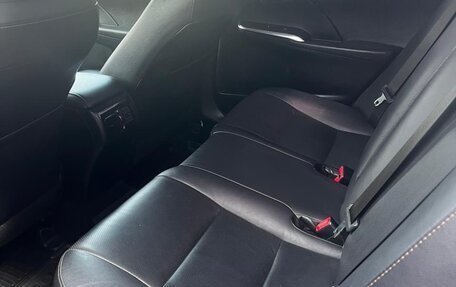 Toyota Camry, 2018 год, 2 190 000 рублей, 9 фотография