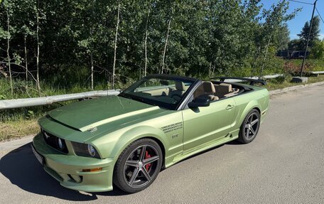 Ford Mustang VI рестайлинг, 2005 год, 2 100 000 рублей, 2 фотография