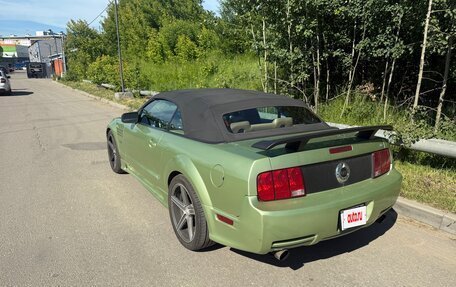 Ford Mustang VI рестайлинг, 2005 год, 2 100 000 рублей, 6 фотография