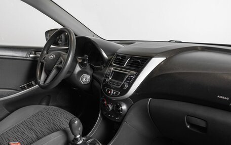Hyundai Solaris II рестайлинг, 2016 год, 880 000 рублей, 7 фотография
