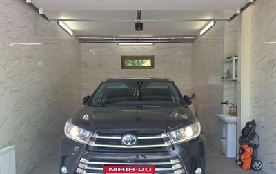 Toyota Highlander III, 2018 год, 4 100 000 рублей, 1 фотография