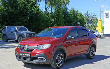 Renault Logan II, 2018 год, 1 050 000 рублей, 1 фотография