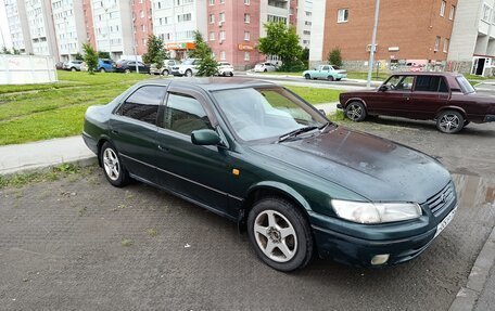 Toyota Camry, 1998 год, 390 000 рублей, 1 фотография