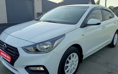 Hyundai Solaris II рестайлинг, 2018 год, 1 399 000 рублей, 1 фотография