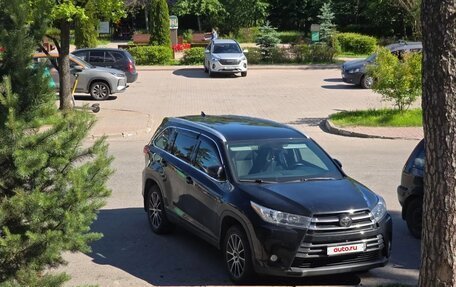 Toyota Highlander III, 2018 год, 4 100 000 рублей, 4 фотография