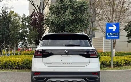Volkswagen T-Cross I, 2023 год, 1 249 003 рублей, 8 фотография