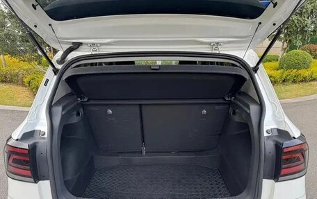 Volkswagen T-Cross I, 2023 год, 1 249 003 рублей, 26 фотография