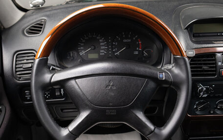 Mitsubishi Carisma I, 2001 год, 349 000 рублей, 10 фотография
