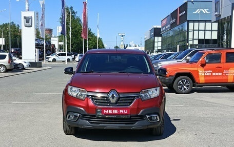 Renault Logan II, 2018 год, 1 050 000 рублей, 3 фотография