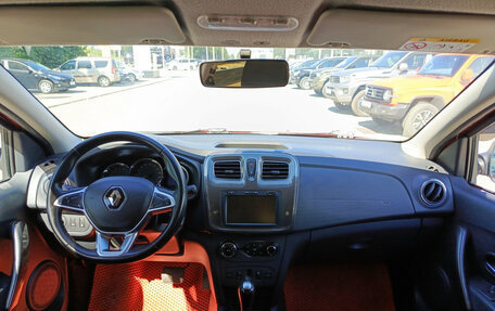 Renault Logan II, 2018 год, 1 050 000 рублей, 18 фотография