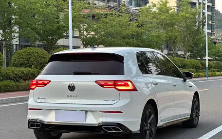 Volkswagen Golf VIII, 2022 год, 1 338 000 рублей, 6 фотография