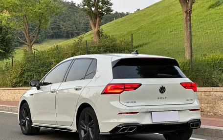 Volkswagen Golf VIII, 2022 год, 1 338 000 рублей, 4 фотография