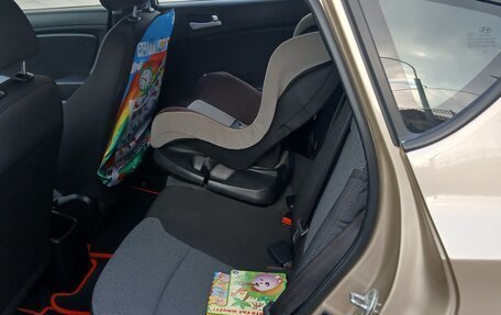 Hyundai Solaris II рестайлинг, 2013 год, 799 000 рублей, 4 фотография