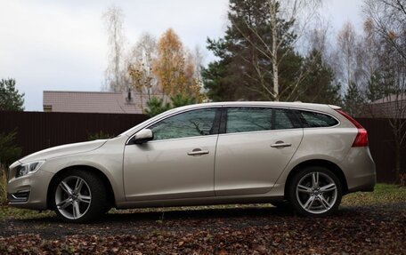Volvo V60 I, 2018 год, 1 990 000 рублей, 5 фотография