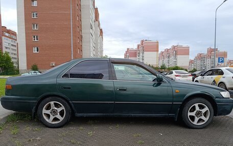 Toyota Camry, 1998 год, 390 000 рублей, 3 фотография
