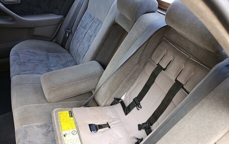 Toyota Camry, 1998 год, 390 000 рублей, 10 фотография