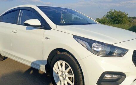 Hyundai Solaris II рестайлинг, 2018 год, 1 399 000 рублей, 6 фотография