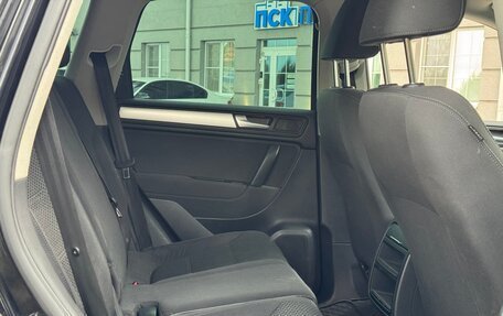 Volkswagen Touareg III, 2012 год, 1 700 000 рублей, 23 фотография