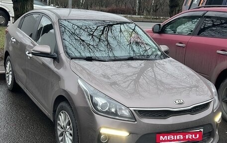 KIA Rio IV, 2018 год, 1 750 000 рублей, 3 фотография