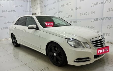 Mercedes-Benz E-Класс, 2010 год, 1 550 000 рублей, 3 фотография